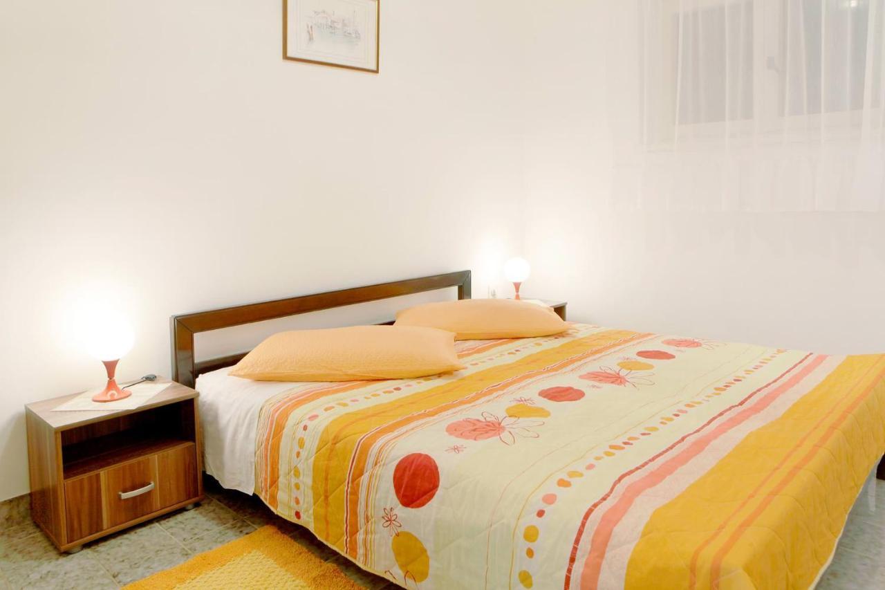 Apartments Eugen 2024 라벡 외부 사진